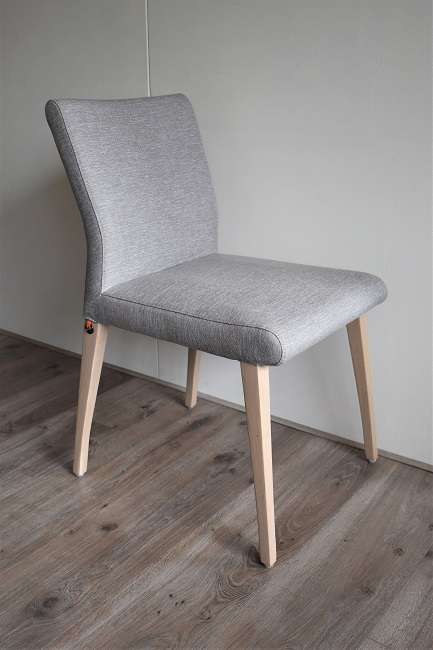Elegante stoel zonder armleuningen, Pure Classic van Mobitec